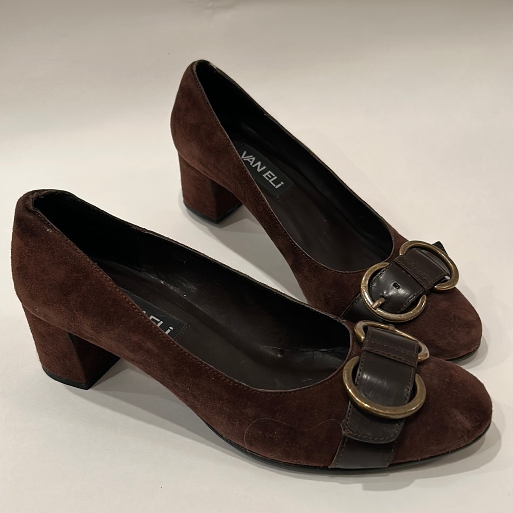 Van Eli, brown suede pumps, 8M, EUC